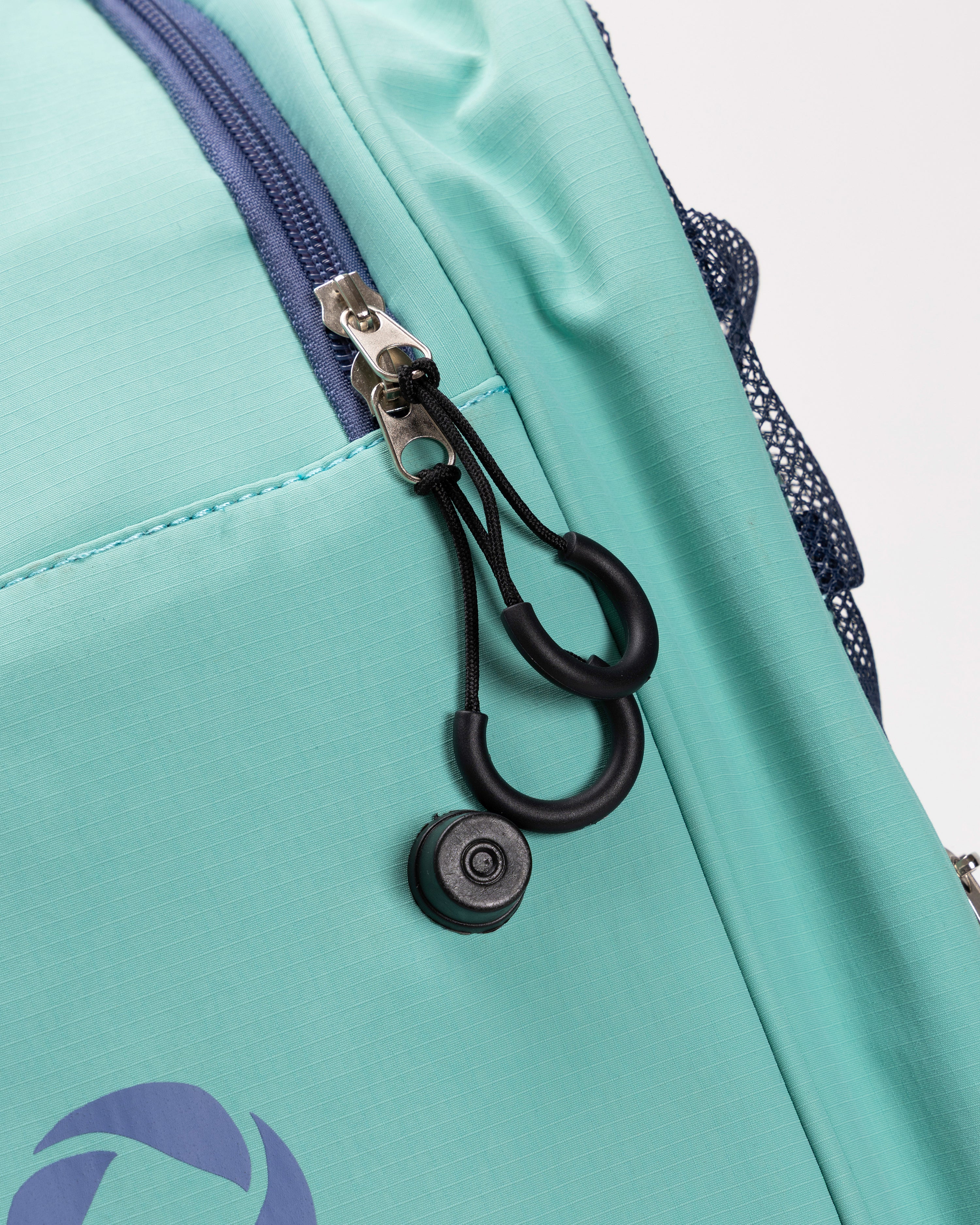 CEEVO Elite Tour Bag in Turquoise