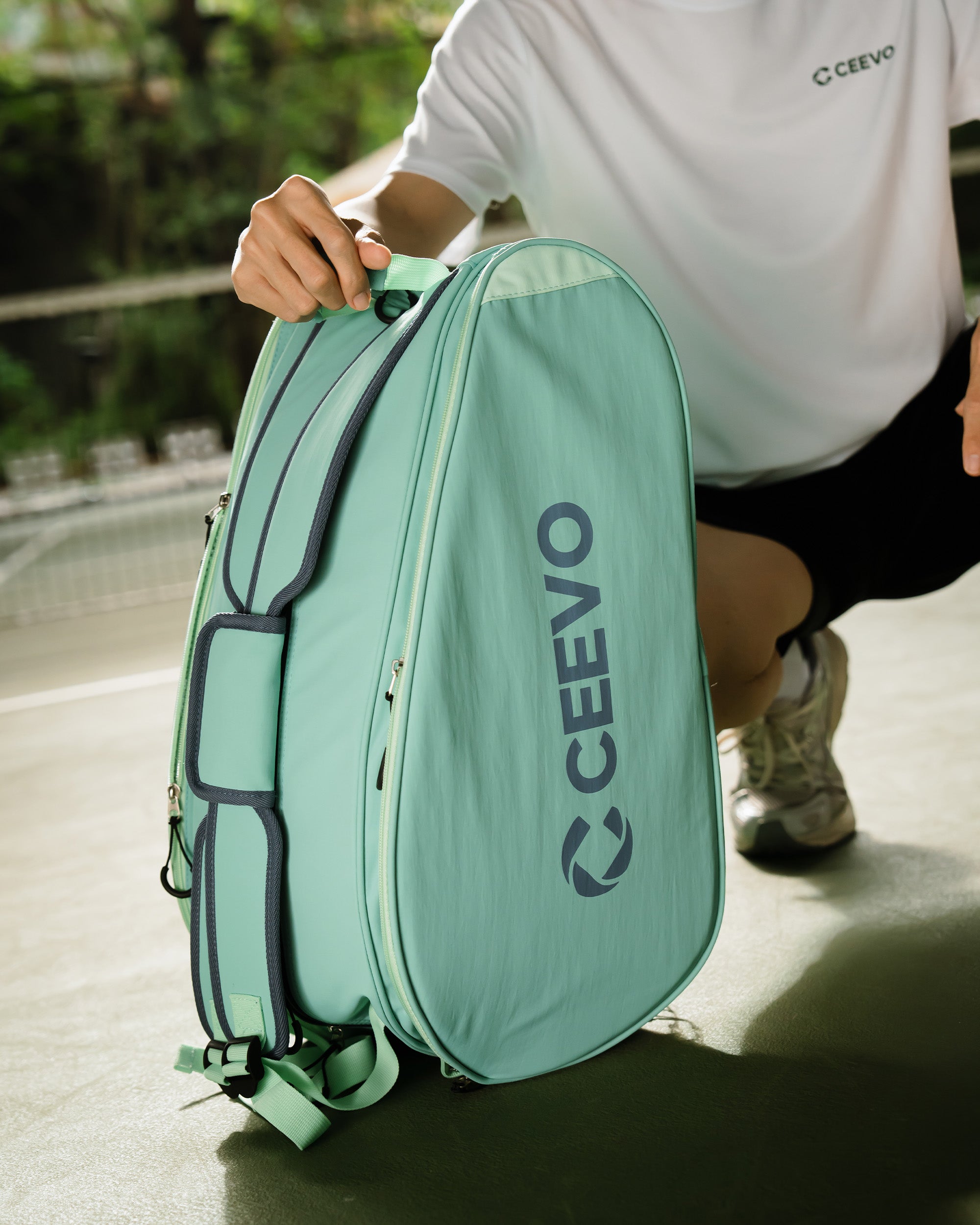 CEEVO Elite Tour Bag in Turquoise