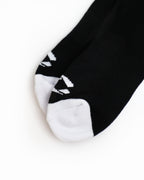 CEEVO Crew Socks + Keychain Bundle Set